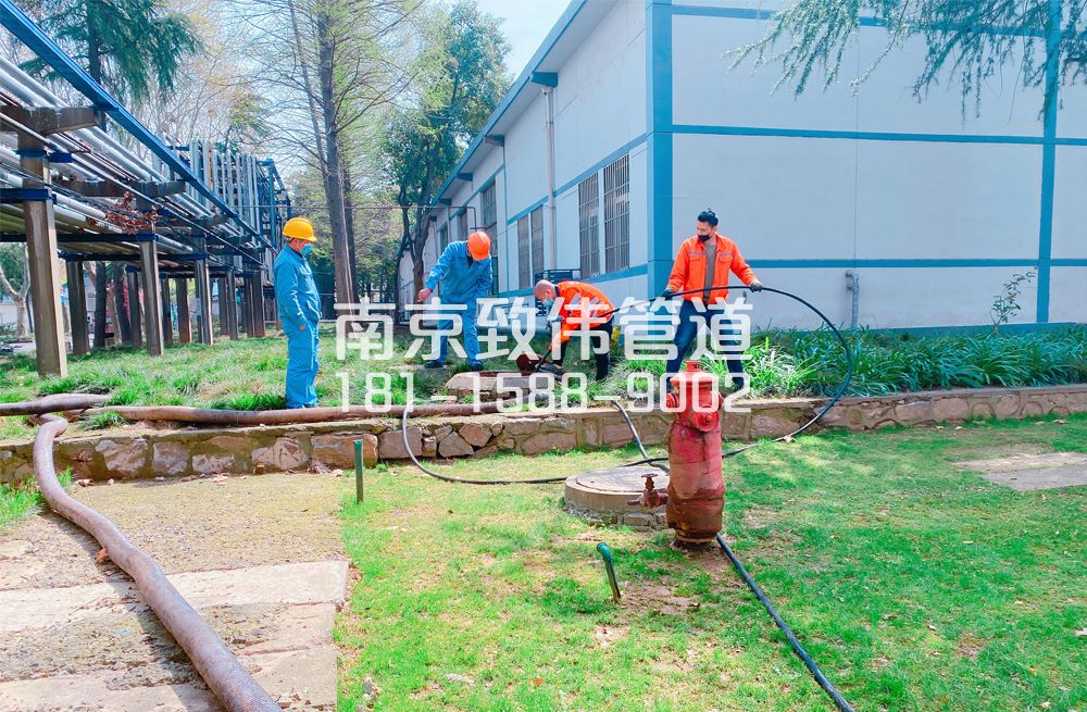 360杉湖路石化工厂管道清洗